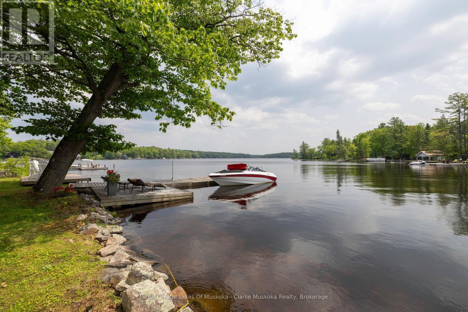 












1719 ELLIS ROAD

,
Severn,




Ontario
L0K1E0

