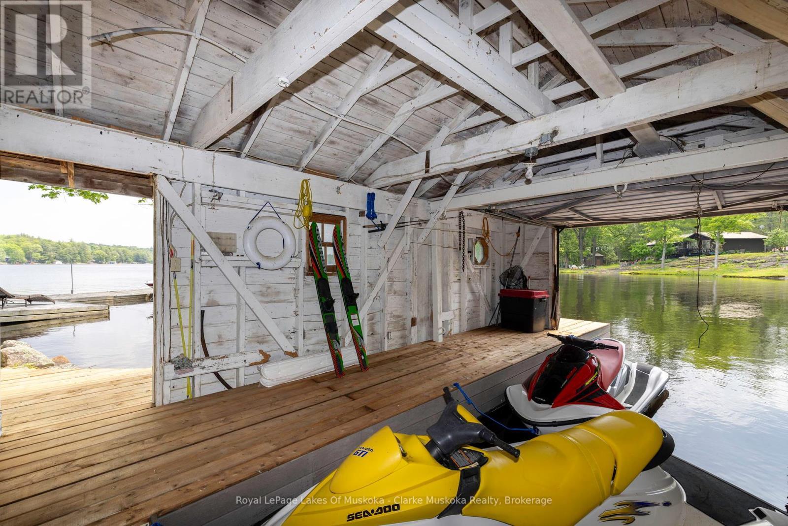 












1719 ELLIS ROAD

,
Severn,




Ontario
L0K1E0

