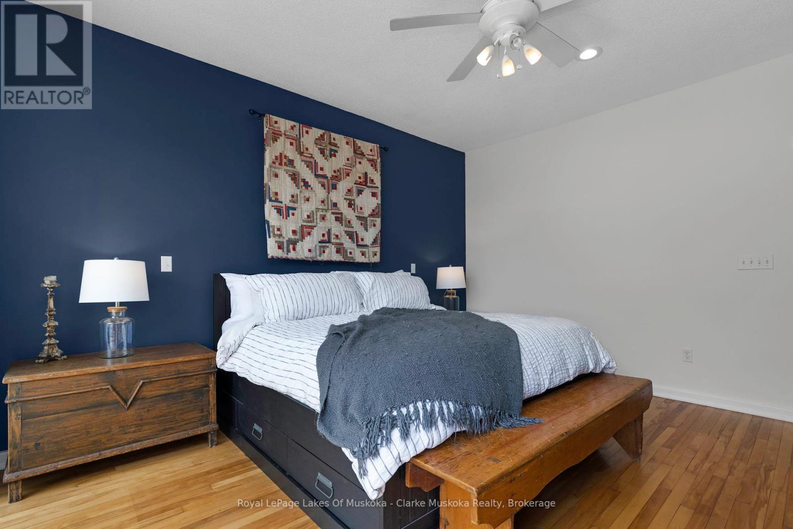 












1719 ELLIS ROAD

,
Severn,




Ontario
L0K1E0

