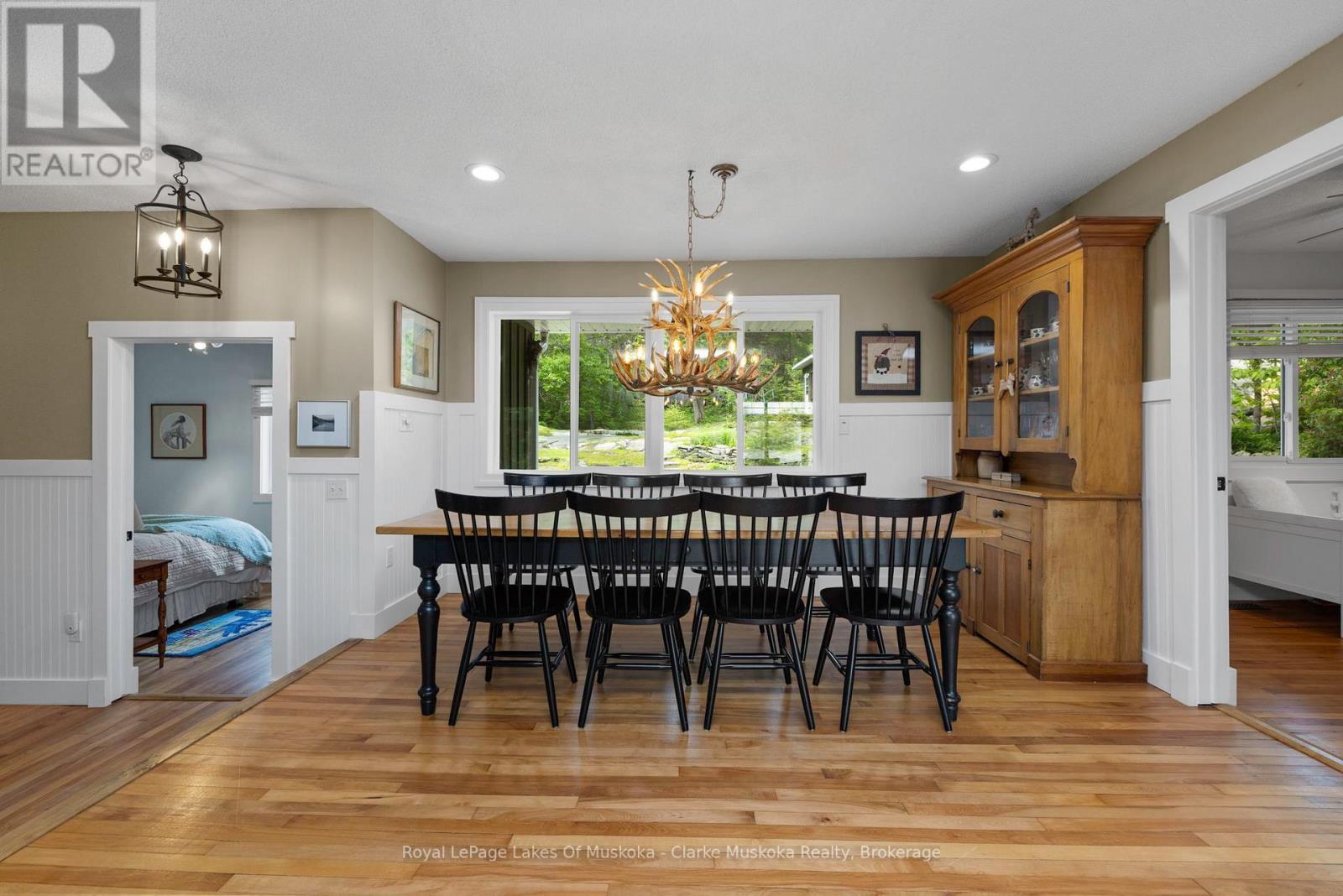 












1719 ELLIS ROAD

,
Severn,




Ontario
L0K1E0

