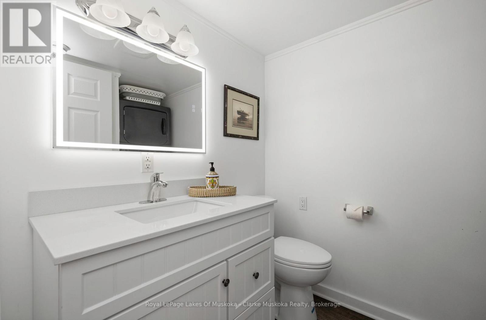 












1719 ELLIS ROAD

,
Severn,




Ontario
L0K1E0

