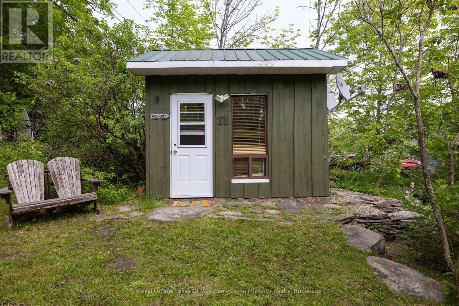 












1719 ELLIS ROAD

,
Severn,




Ontario
L0K1E0

