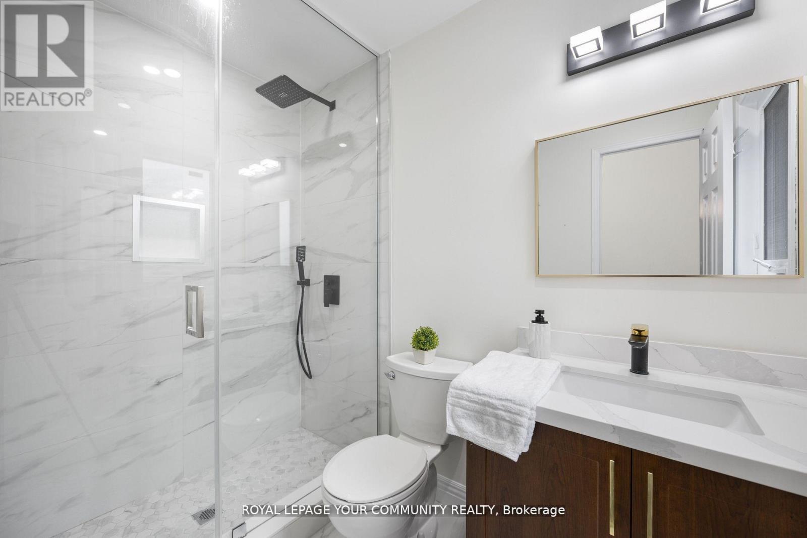 












40 JANESVILLE ROAD

,
Vaughan,




Ontario
L4J6Z9


