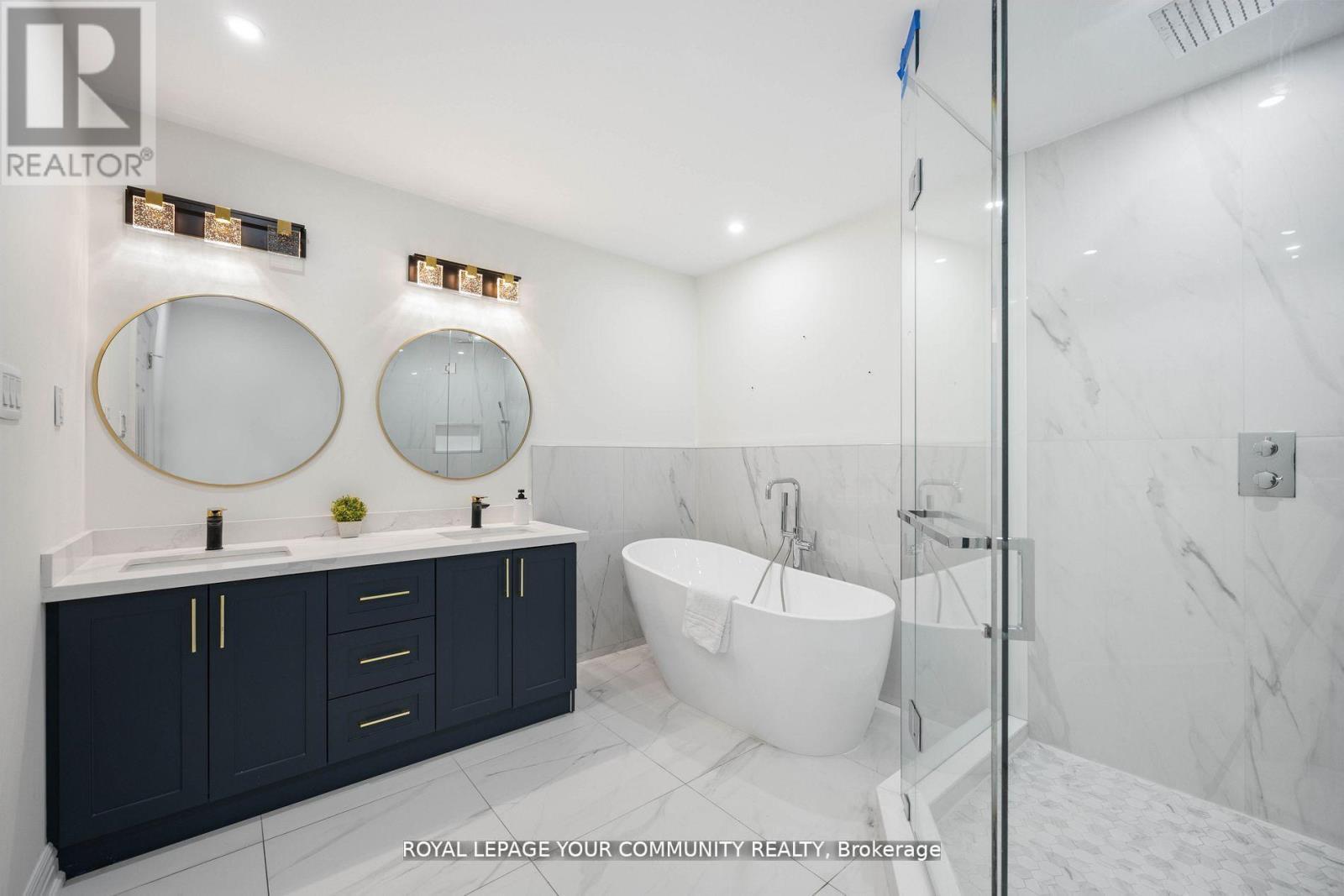 












40 JANESVILLE ROAD

,
Vaughan,




Ontario
L4J6Z9

