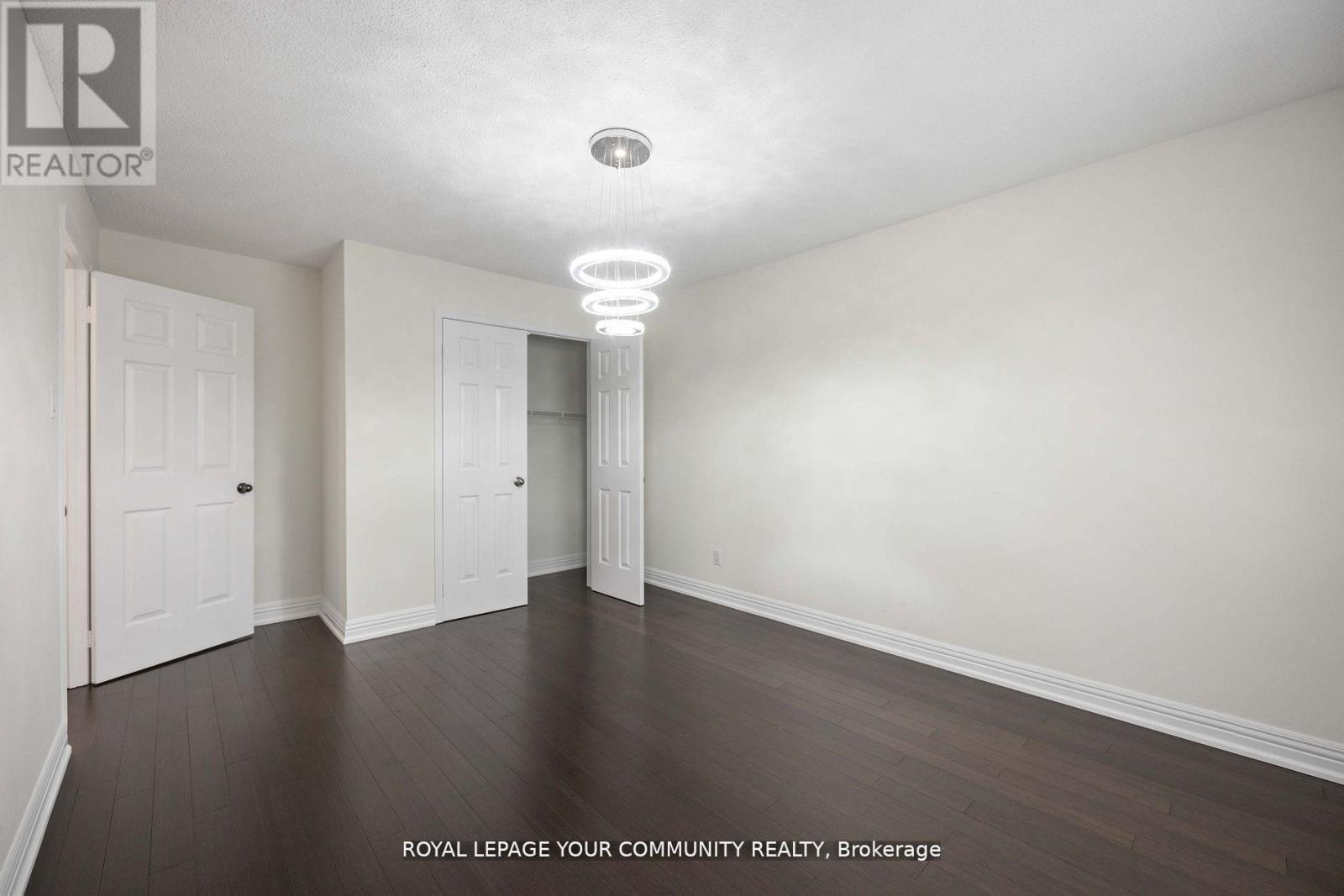 












40 JANESVILLE ROAD

,
Vaughan,




Ontario
L4J6Z9

