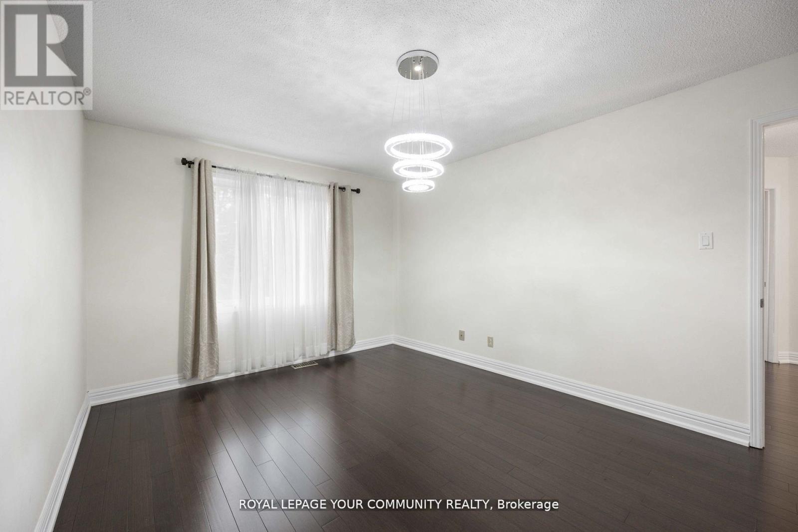 












40 JANESVILLE ROAD

,
Vaughan,




Ontario
L4J6Z9

