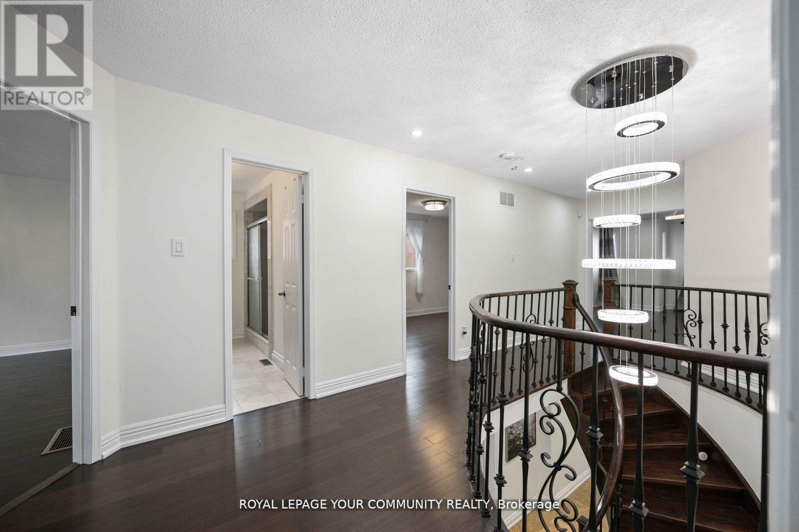 












40 JANESVILLE ROAD

,
Vaughan,




Ontario
L4J6Z9

