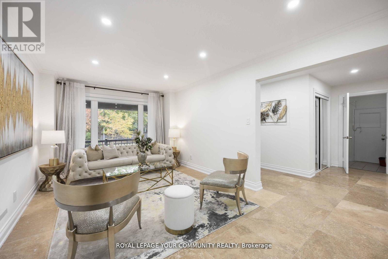 












40 JANESVILLE ROAD

,
Vaughan,




Ontario
L4J6Z9

