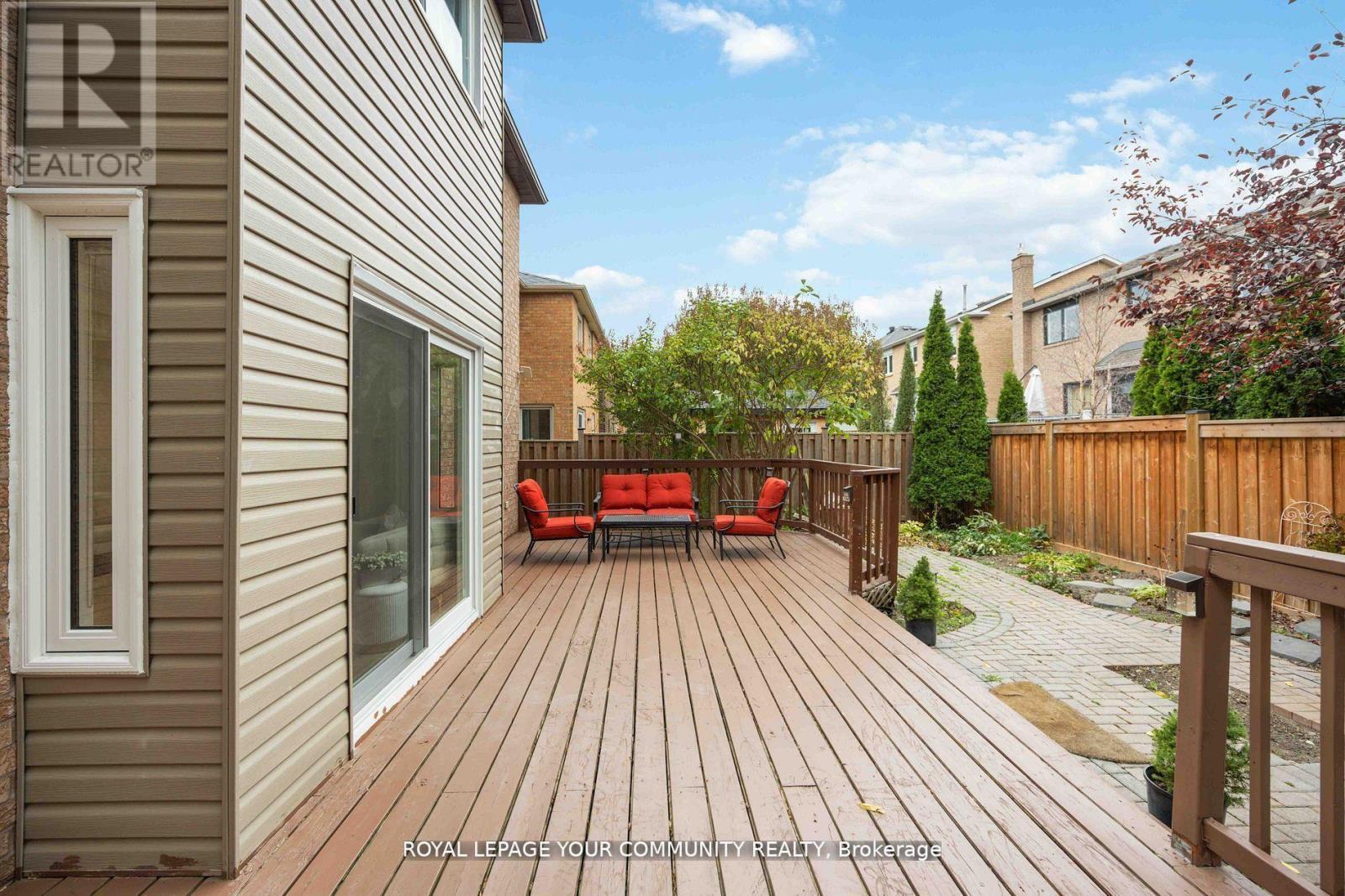 












40 JANESVILLE ROAD

,
Vaughan,




Ontario
L4J6Z9

