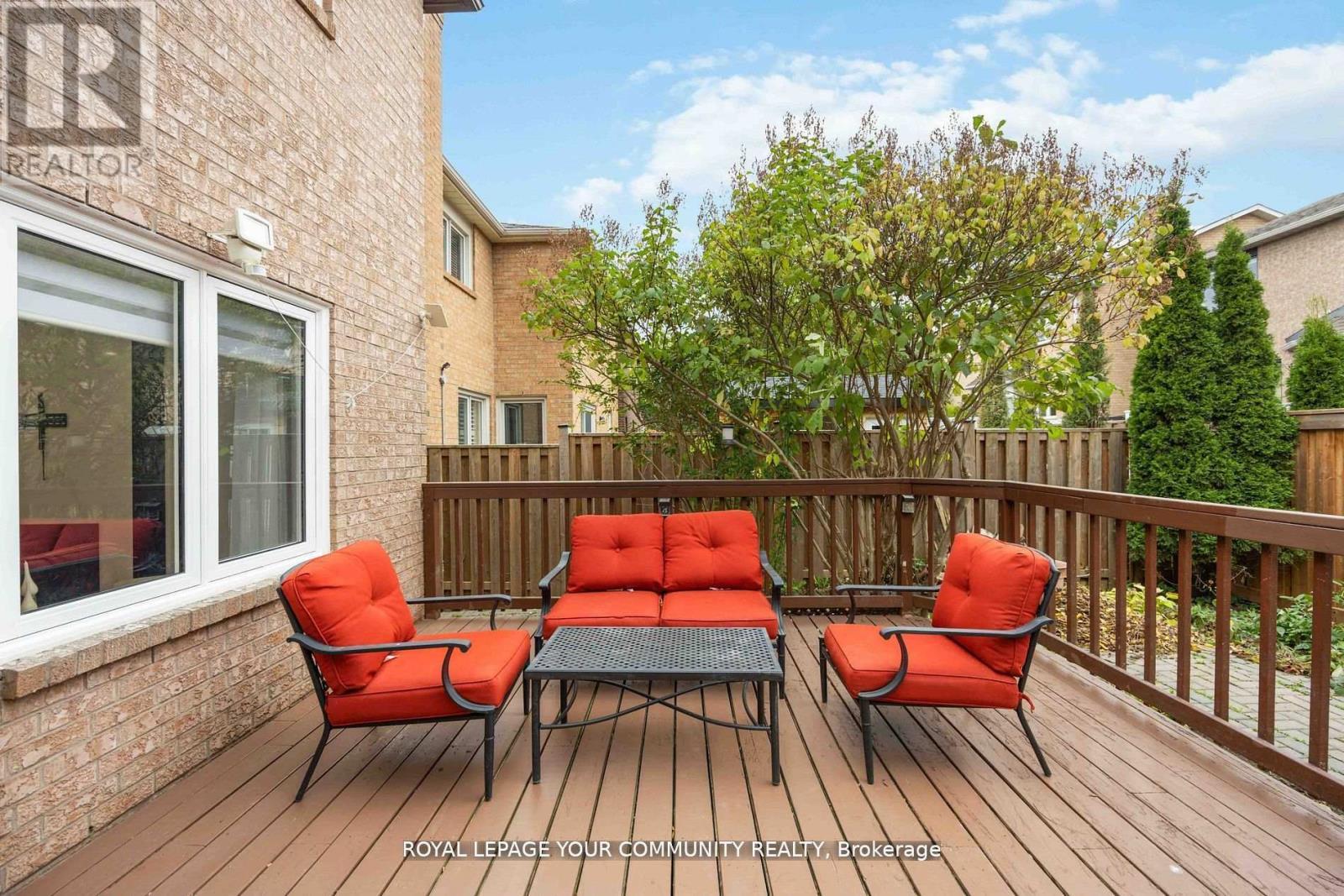 












40 JANESVILLE ROAD

,
Vaughan,




Ontario
L4J6Z9


