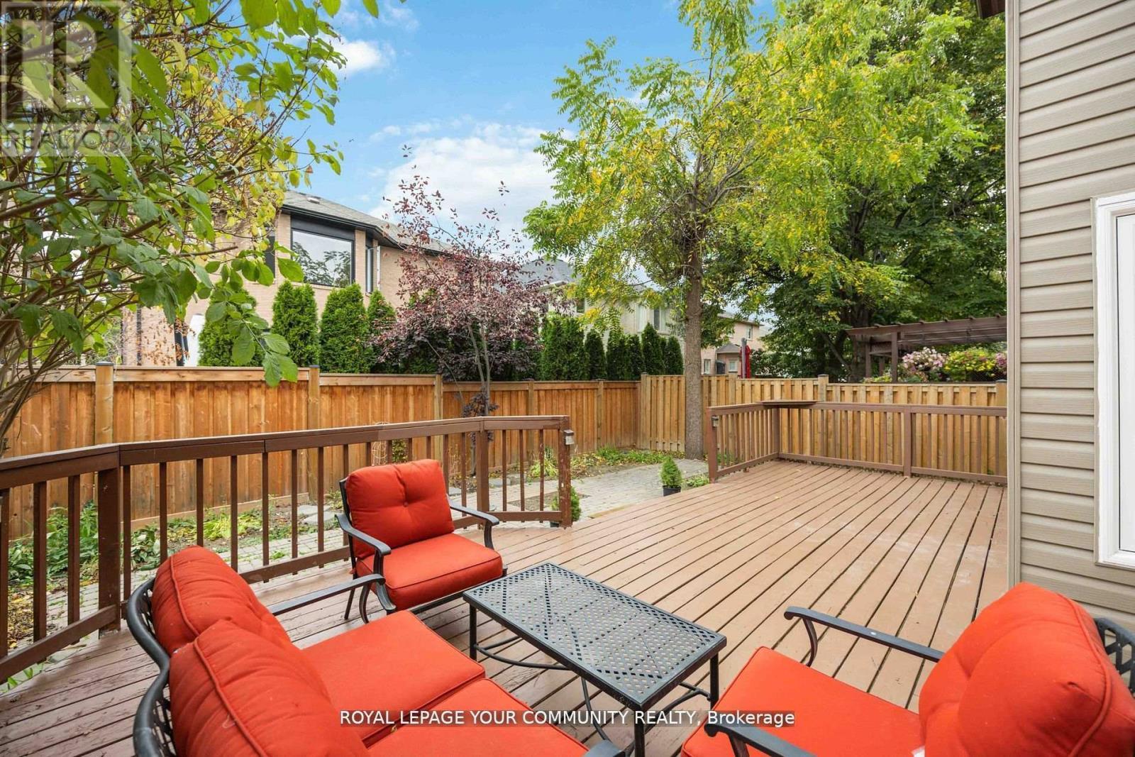 












40 JANESVILLE ROAD

,
Vaughan,




Ontario
L4J6Z9

