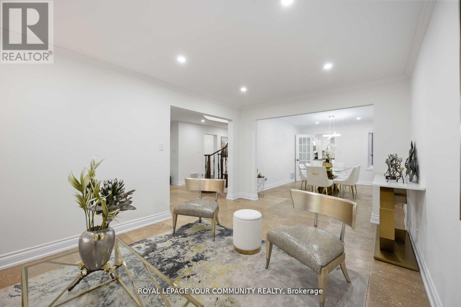












40 JANESVILLE ROAD

,
Vaughan,




Ontario
L4J6Z9

