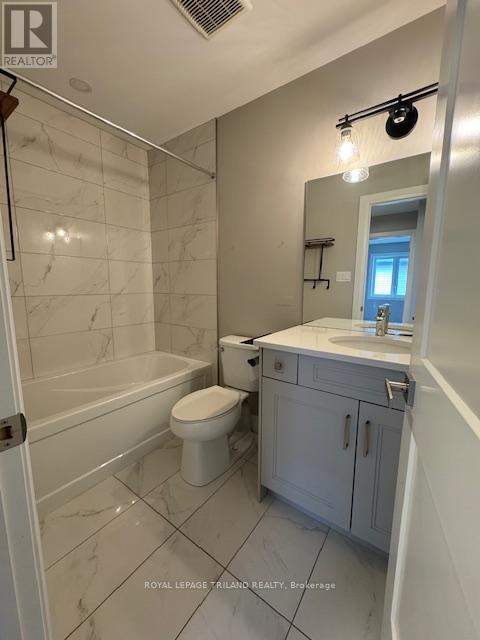 












70 COMPASS TRAIL

,
Central Elgin (Port Stanley),




Ontario
N5L0B4


