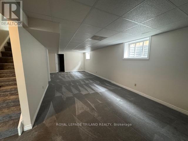 












70 COMPASS TRAIL

,
Central Elgin (Port Stanley),




Ontario
N5L0B4

