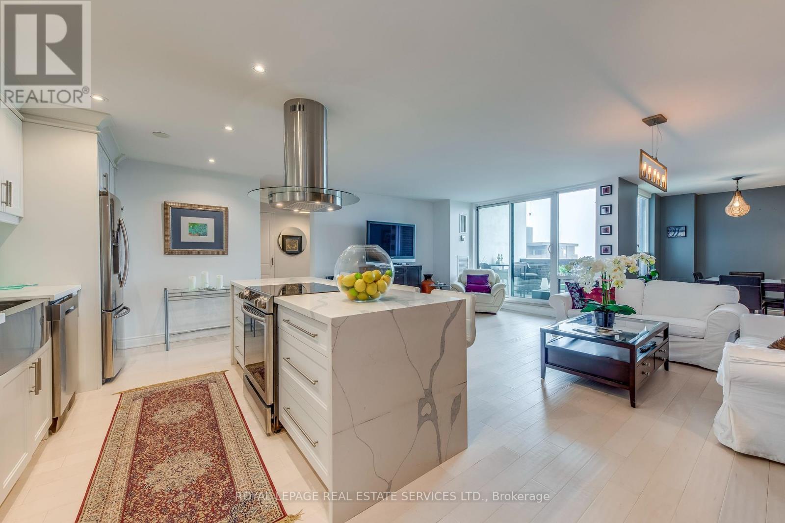 












PH09 - 1515 LAKESHORE ROAD E

,
Mississauga,




Ontario
L5E3E3

