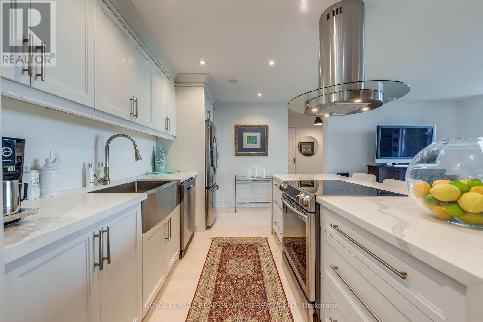 












PH09 - 1515 LAKESHORE ROAD E

,
Mississauga,




Ontario
L5E3E3

