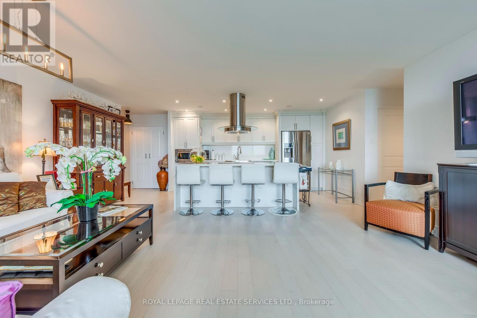 












PH09 - 1515 LAKESHORE ROAD E

,
Mississauga,




Ontario
L5E3E3

