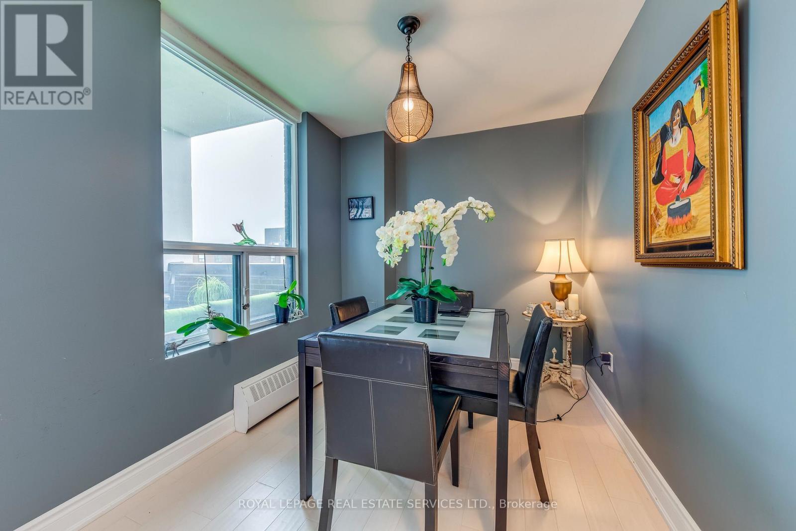 












PH09 - 1515 LAKESHORE ROAD E

,
Mississauga,




Ontario
L5E3E3

