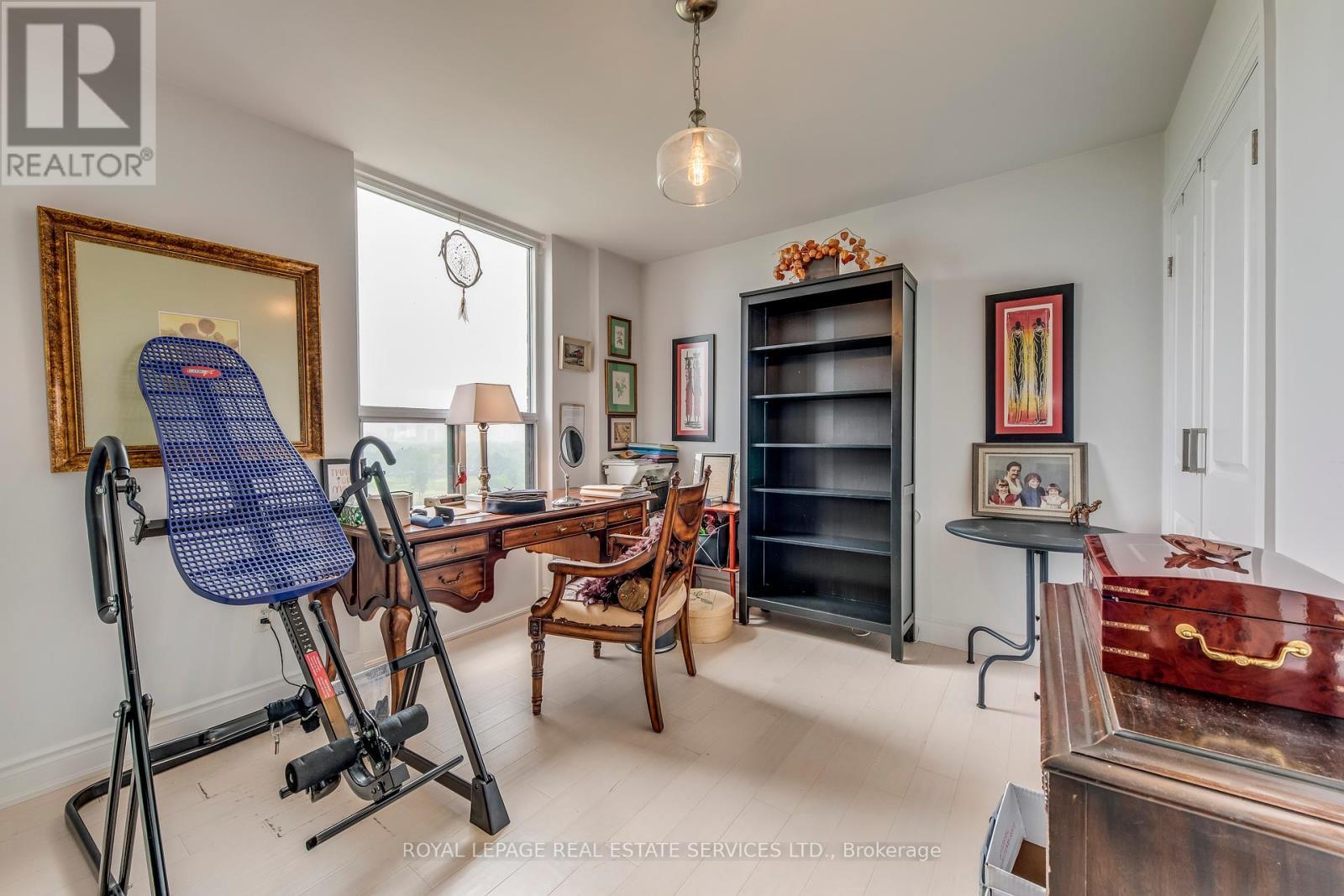 












PH09 - 1515 LAKESHORE ROAD E

,
Mississauga,




Ontario
L5E3E3

