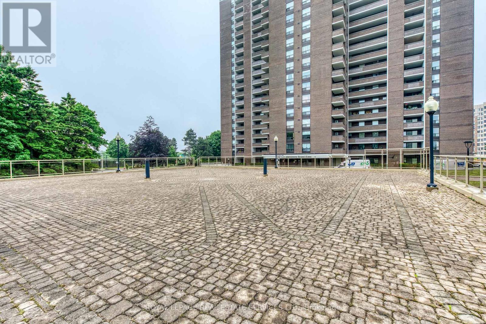 












PH09 - 1515 LAKESHORE ROAD E

,
Mississauga,




Ontario
L5E3E3

