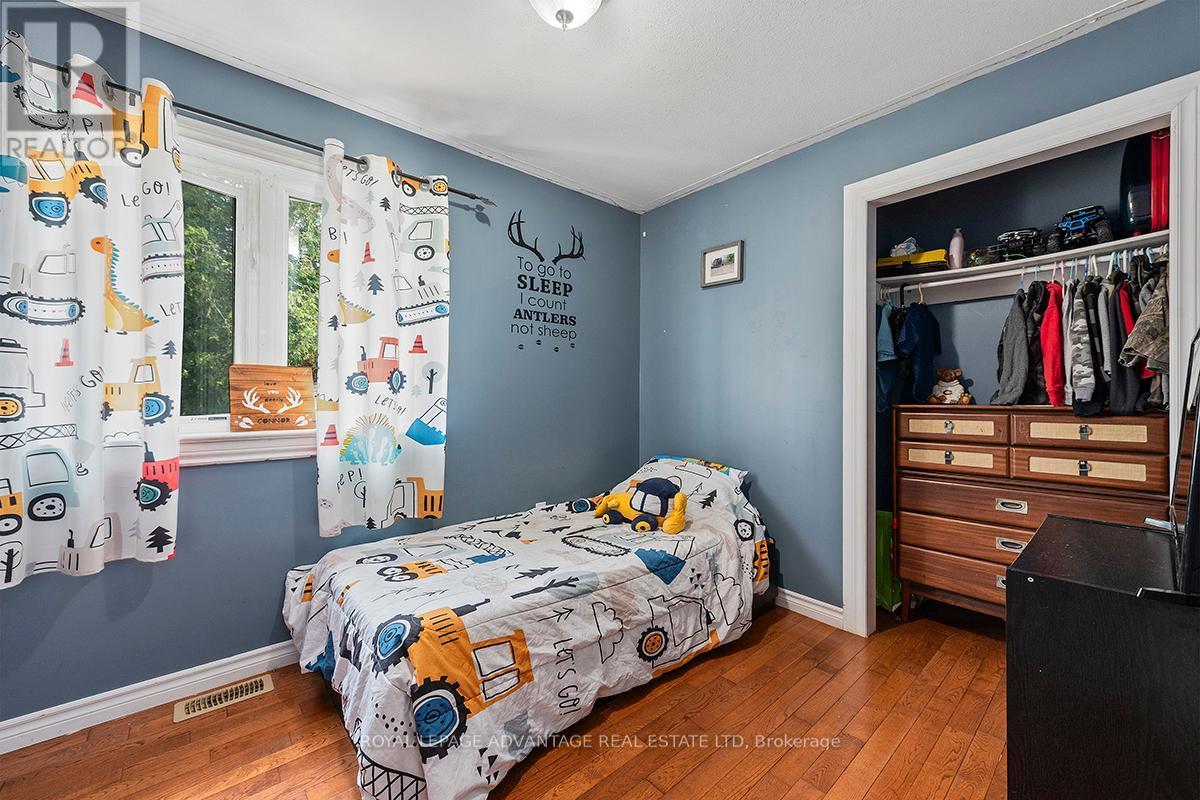 












541 PIONEER ROAD

,
Merrickville-Wolford,




Ontario
K0G1N0

