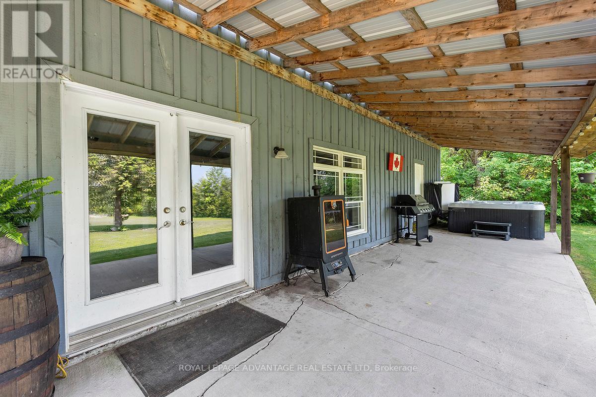 












541 PIONEER ROAD

,
Merrickville-Wolford,




Ontario
K0G1N0

