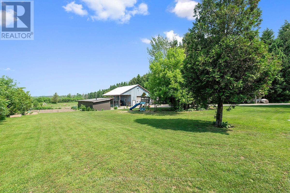 












541 PIONEER ROAD

,
Merrickville-Wolford,




Ontario
K0G1N0

