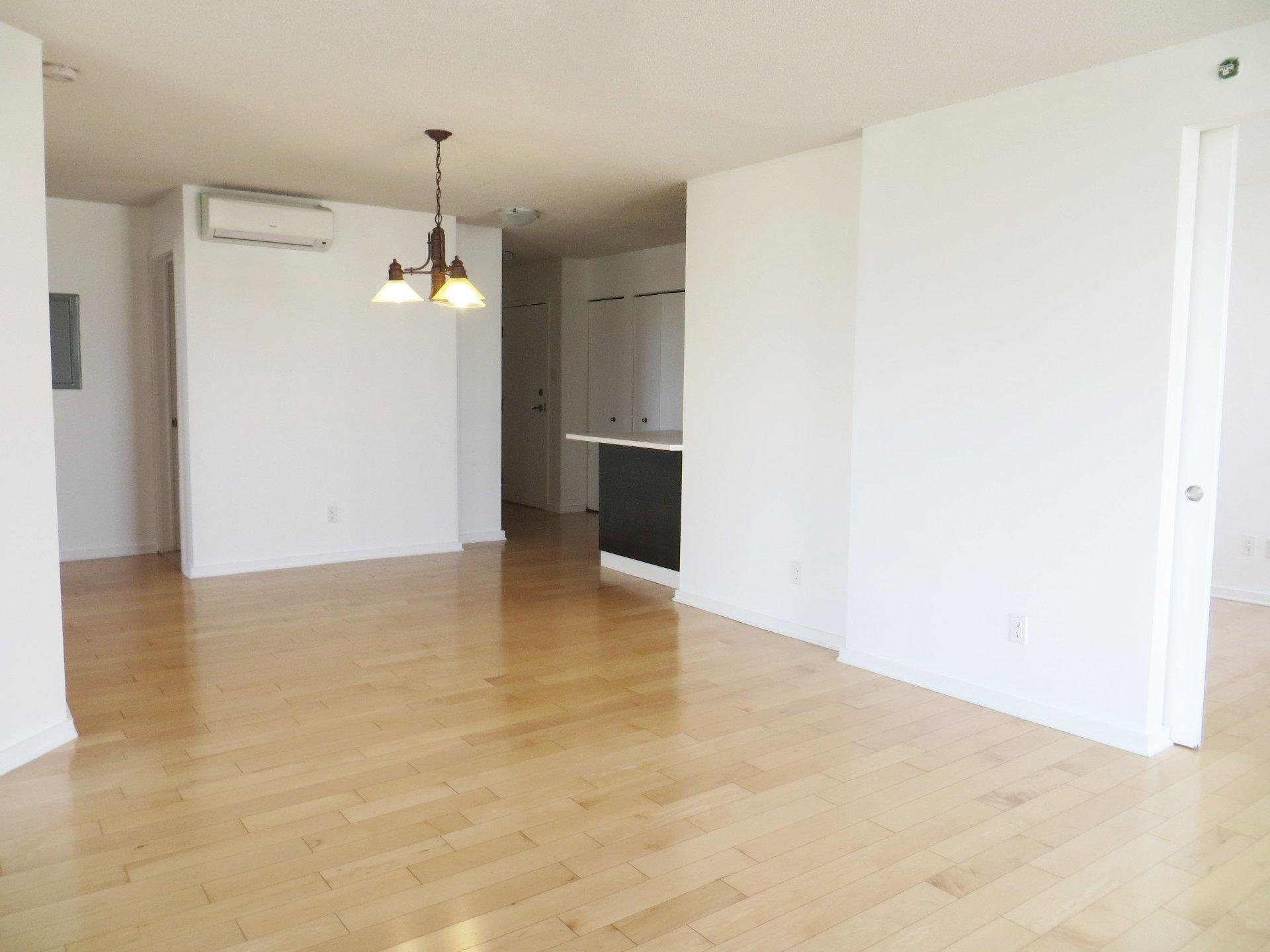 









4950


Rue de la Savane

, 501,
Montréal (Côte-des-Neiges/Notre-Dame-de-Grâce),




QC
H4P1T7

