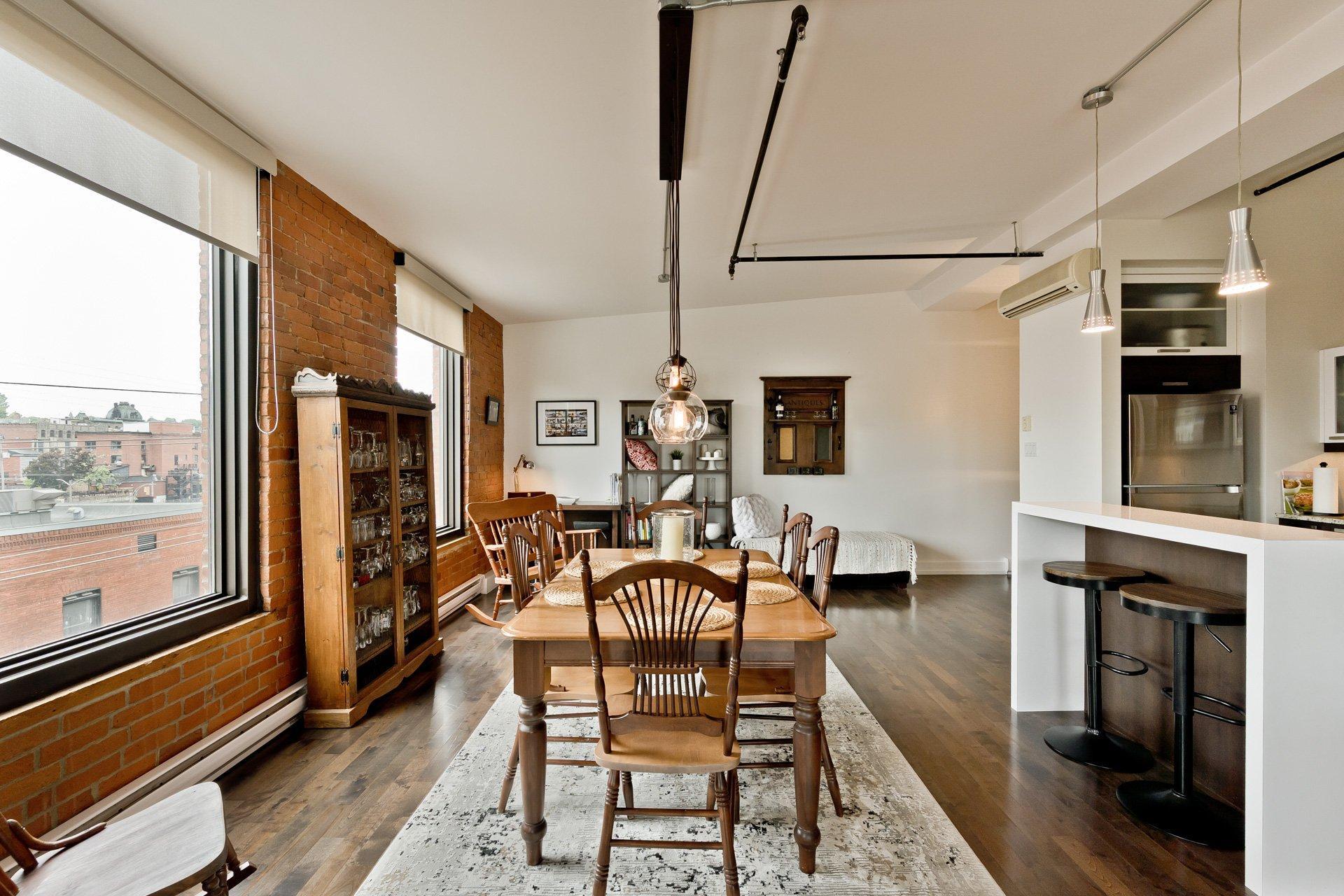 









31


Rue King O.

, 402,
Sherbrooke (Les Nations),




QC
J1H1N5

