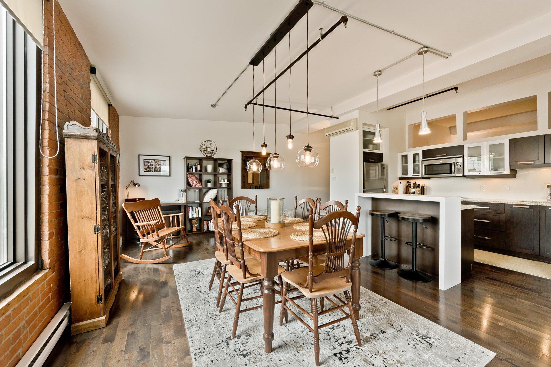 









31


Rue King O.

, 402,
Sherbrooke (Les Nations),




QC
J1H1N5

