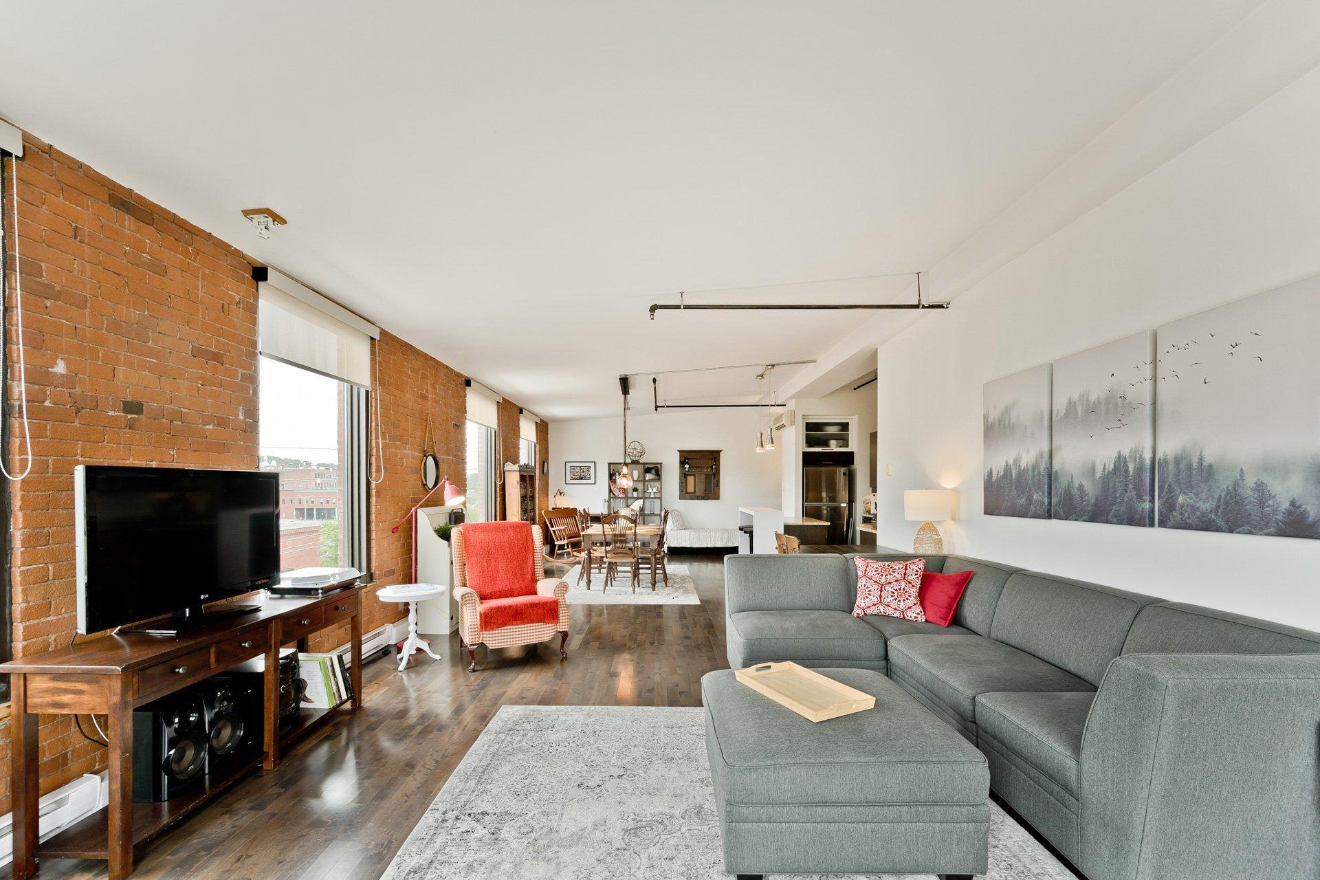 









31


Rue King O.

, 402,
Sherbrooke (Les Nations),




QC
J1H1N5

