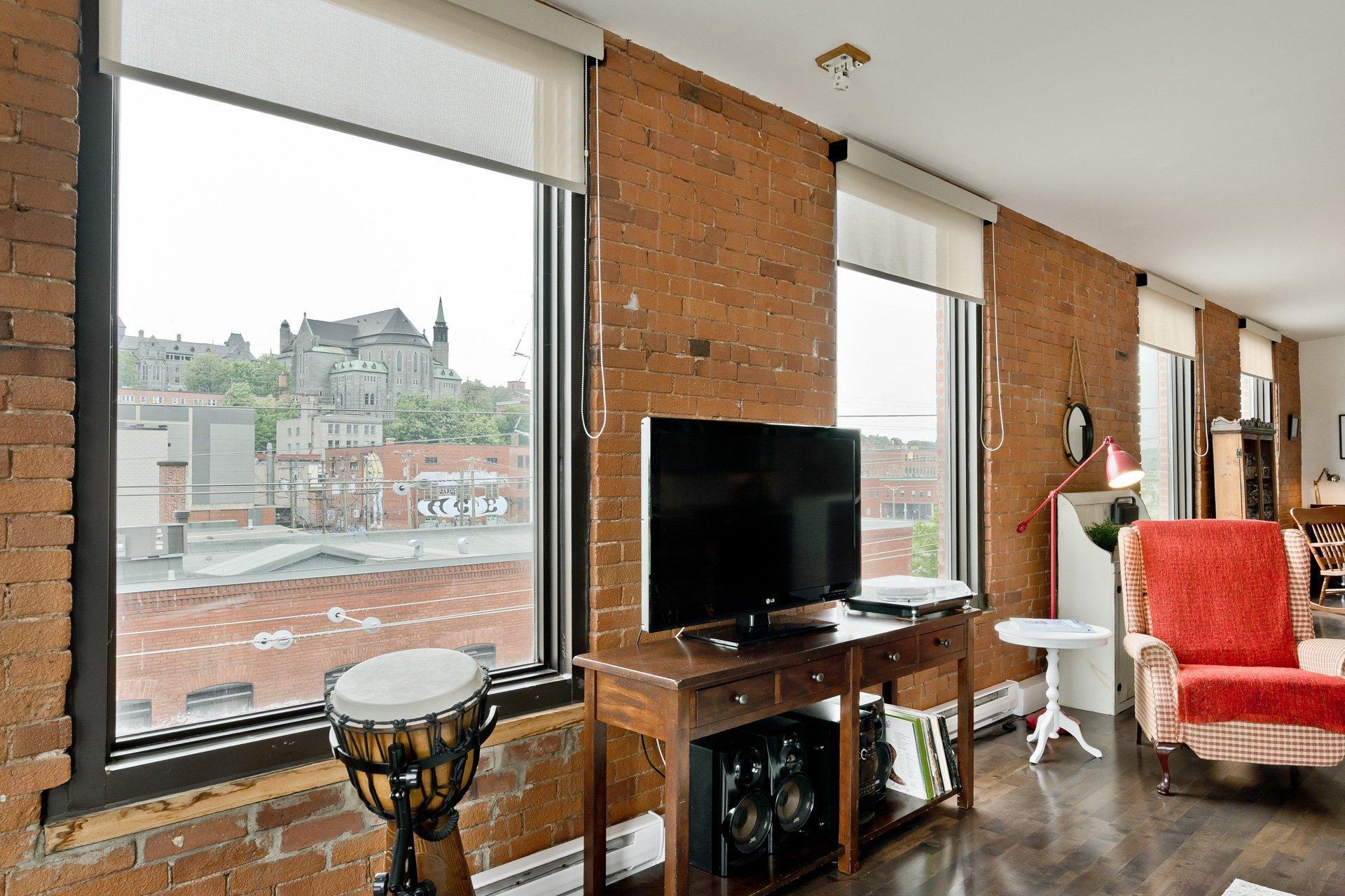 









31


Rue King O.

, 402,
Sherbrooke (Les Nations),




QC
J1H1N5

