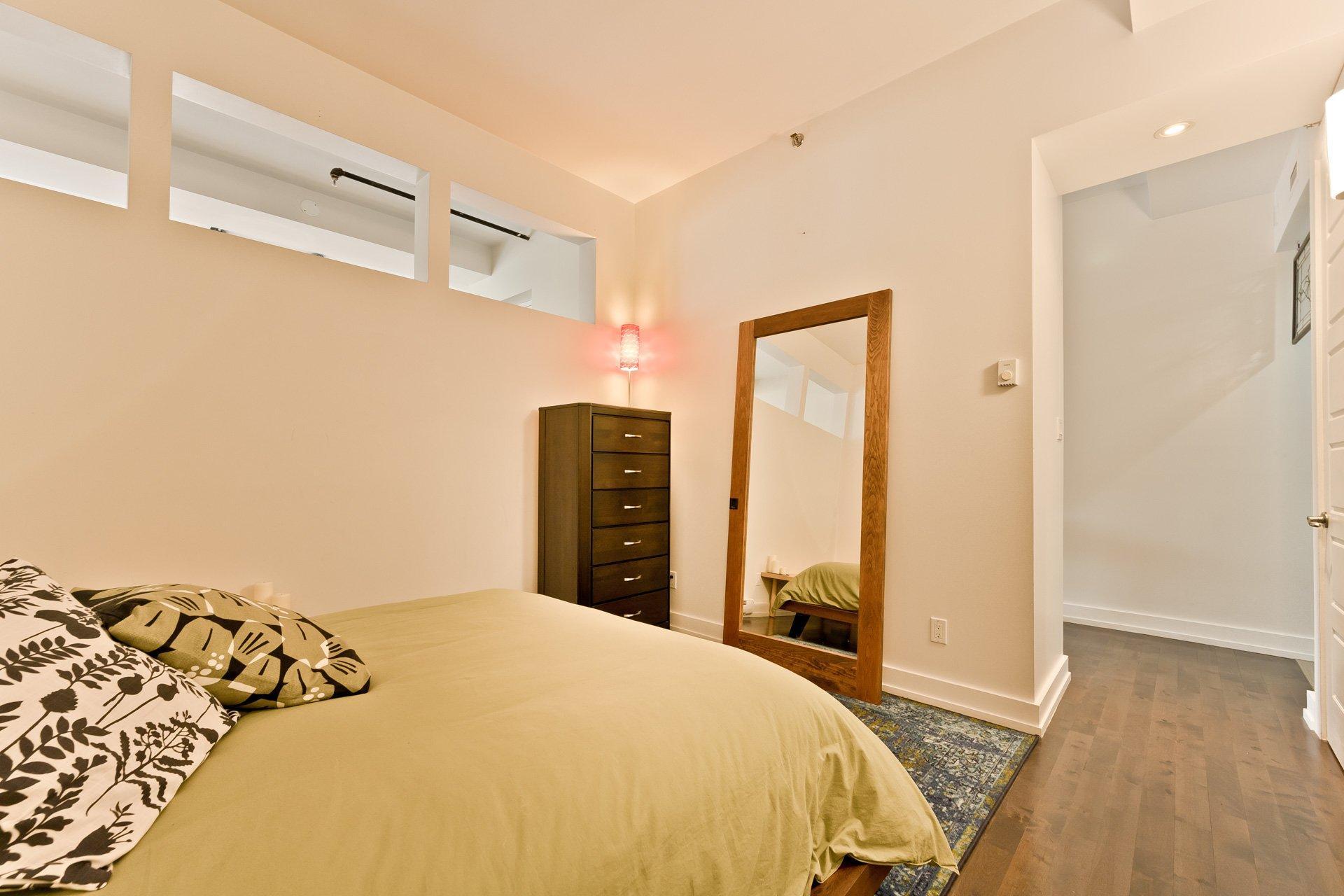 









31


Rue King O.

, 402,
Sherbrooke (Les Nations),




QC
J1H1N5

