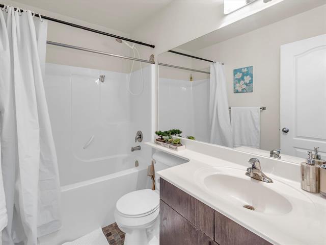 









7


Degner

PL,
Winnipeg,




MB
R2R 1R9


