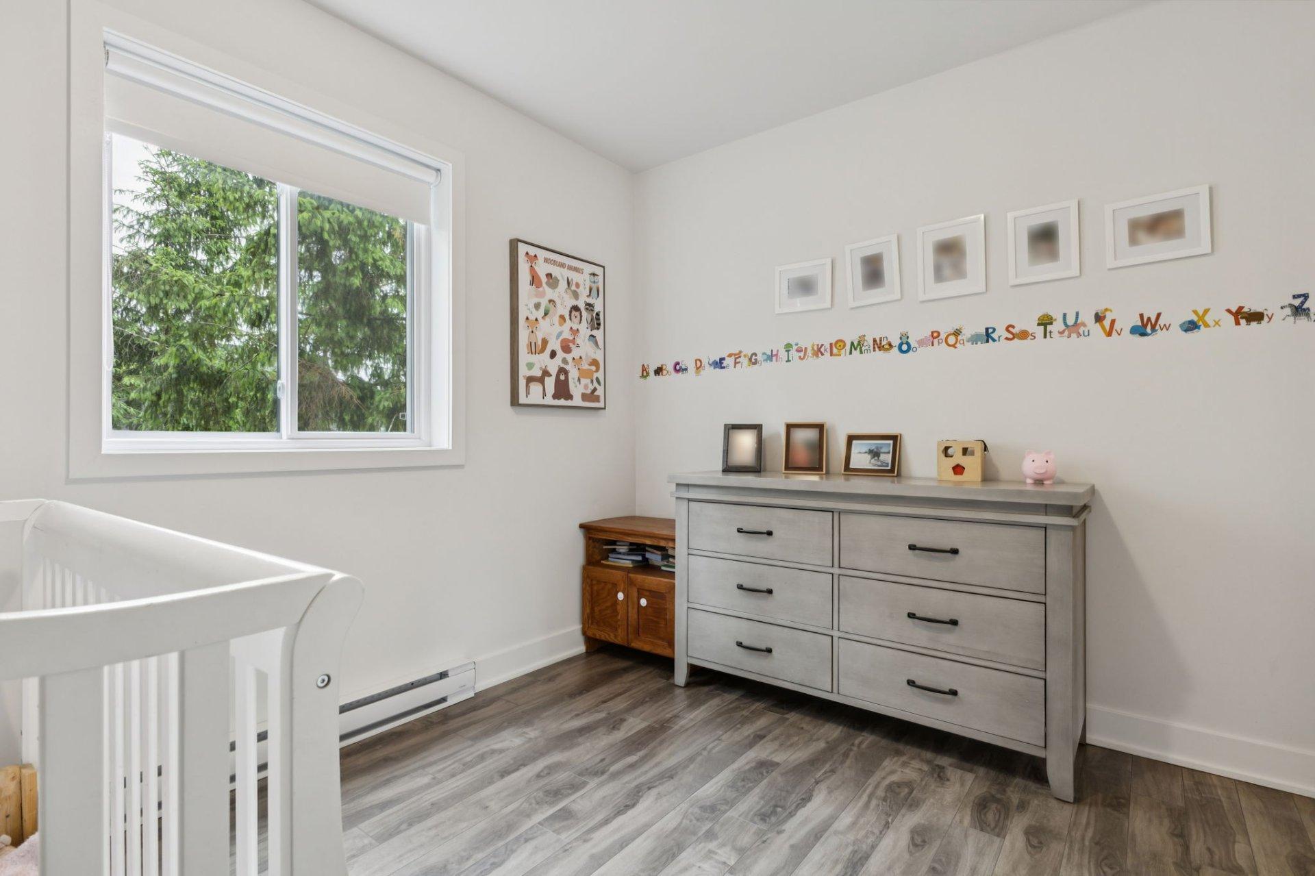 









526


Rue Charlie-Forbell

,
Mont-Tremblant,




QC
J8E0N6

