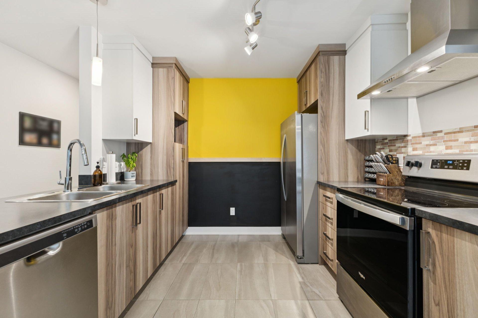 









526


Rue Charlie-Forbell

,
Mont-Tremblant,




QC
J8E0N6

