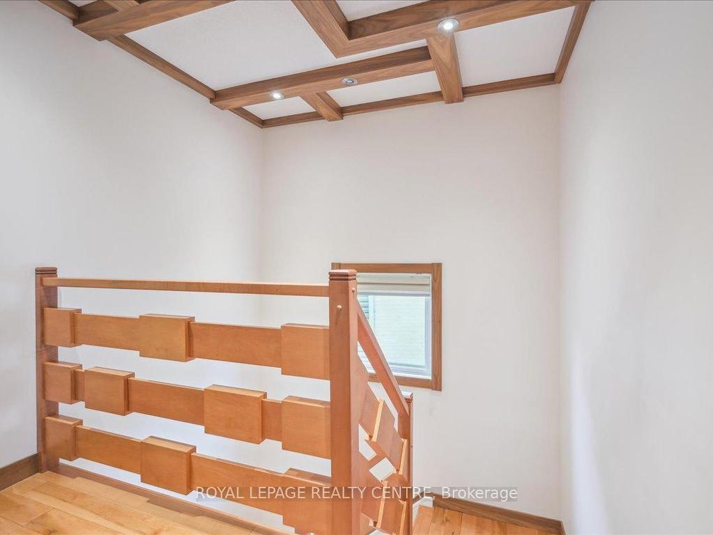 









3600


Colonial

Drive, 95,
Mississauga,




ON
L5L 5P5

