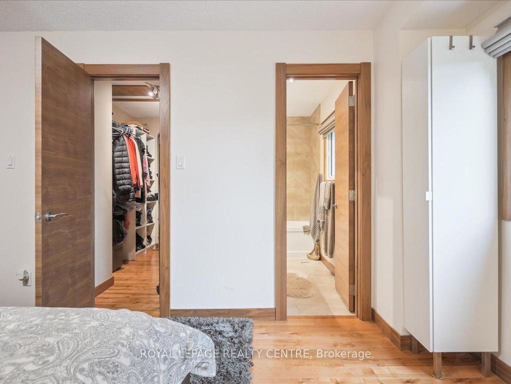 









3600


Colonial

Drive, 95,
Mississauga,




ON
L5L 5P5

