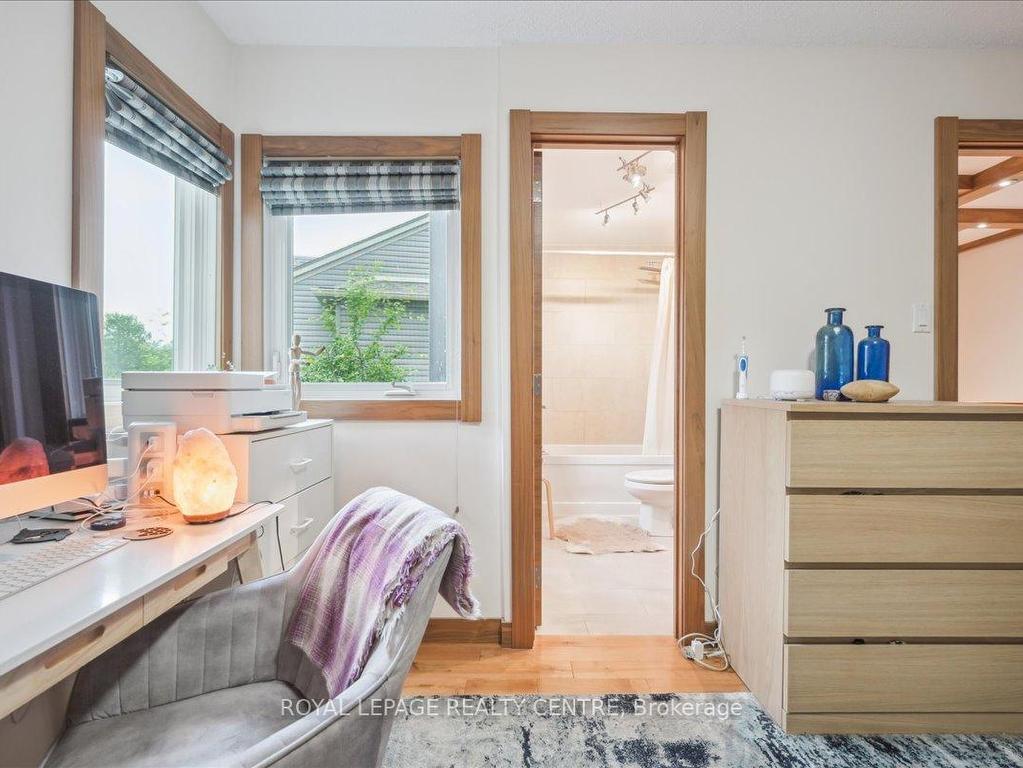 









3600


Colonial

Drive, 95,
Mississauga,




ON
L5L 5P5

