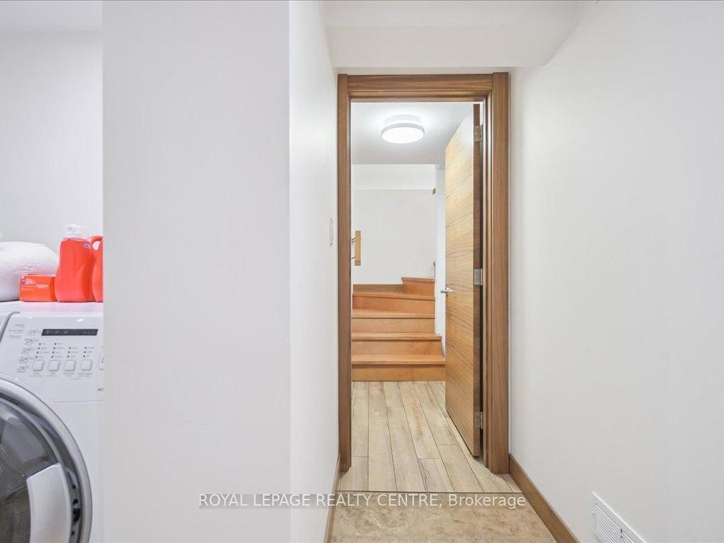 









3600


Colonial

Drive, 95,
Mississauga,




ON
L5L 5P5

