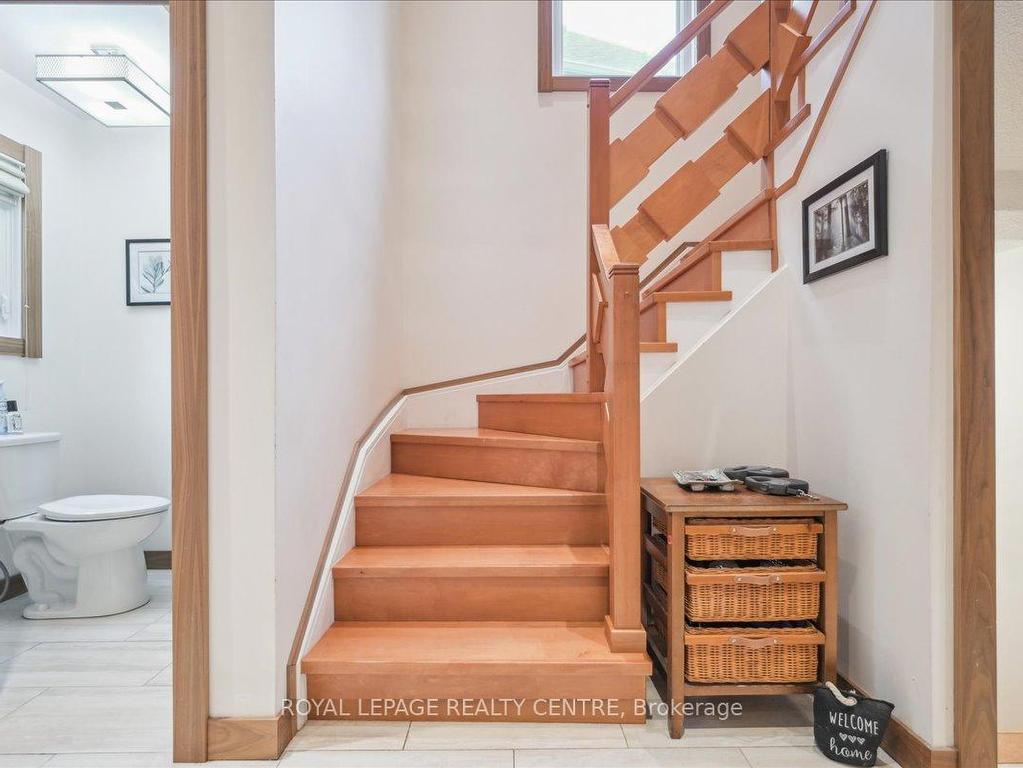 









3600


Colonial

Drive, 95,
Mississauga,




ON
L5L 5P5

