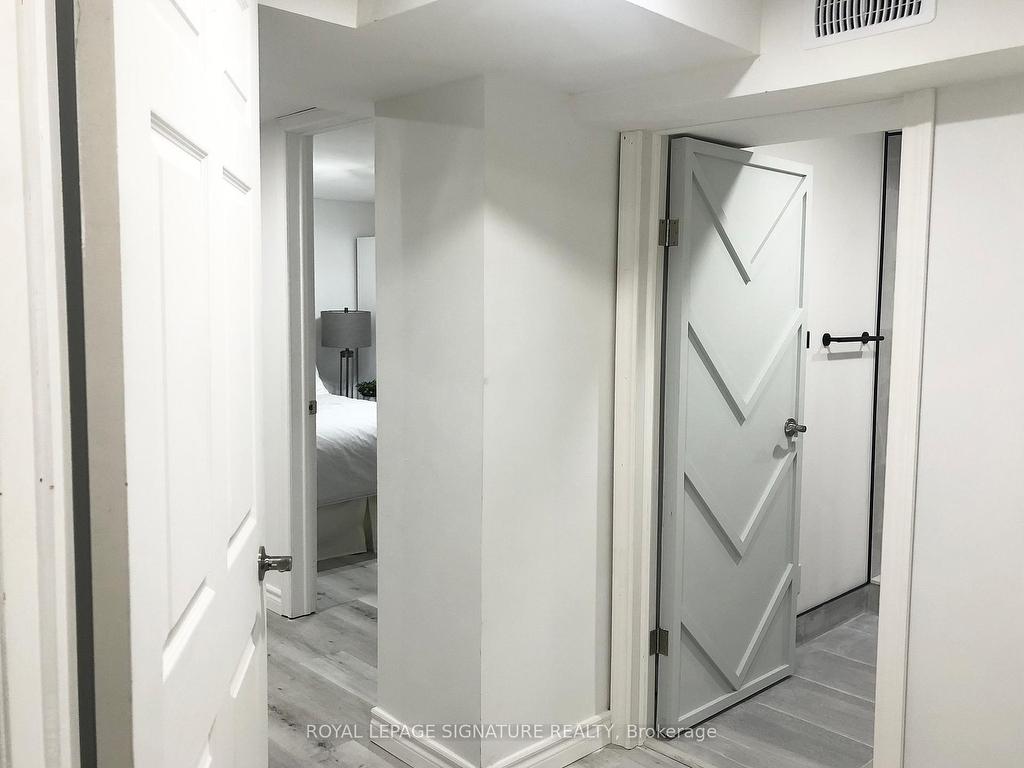 









38


Wishing Well

Drive, C,
Toronto,




ON
M1T 1J1


