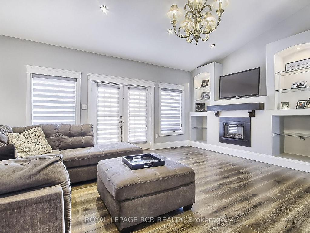 









1288


Shore Acres

Drive,
Innisfil,




ON
L0L 1R0

