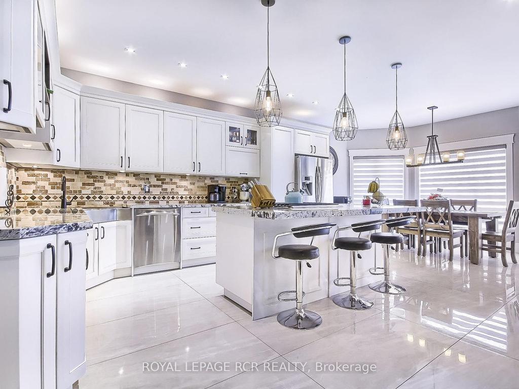 









1288


Shore Acres

Drive,
Innisfil,




ON
L0L 1R0

