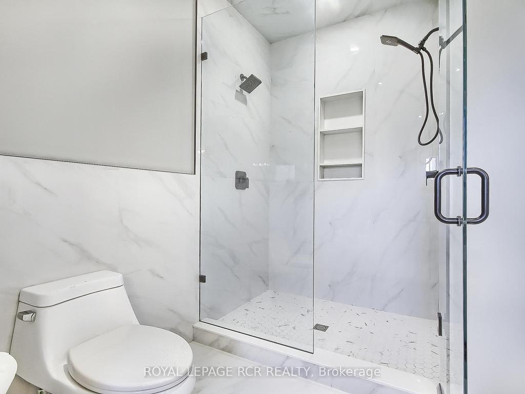 









1288


Shore Acres

Drive,
Innisfil,




ON
L0L 1R0

