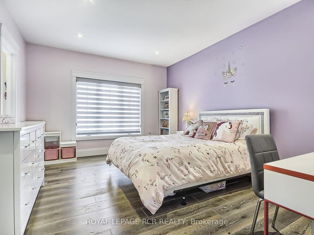 









1288


Shore Acres

Drive,
Innisfil,




ON
L0L 1R0

