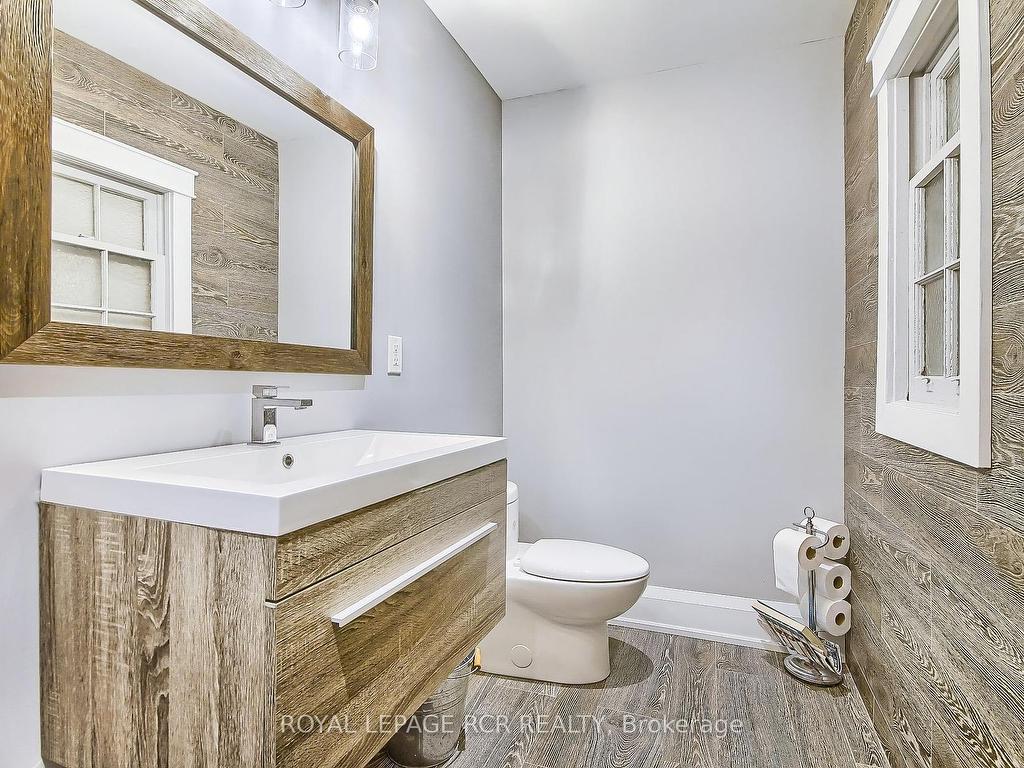 









1288


Shore Acres

Drive,
Innisfil,




ON
L0L 1R0

