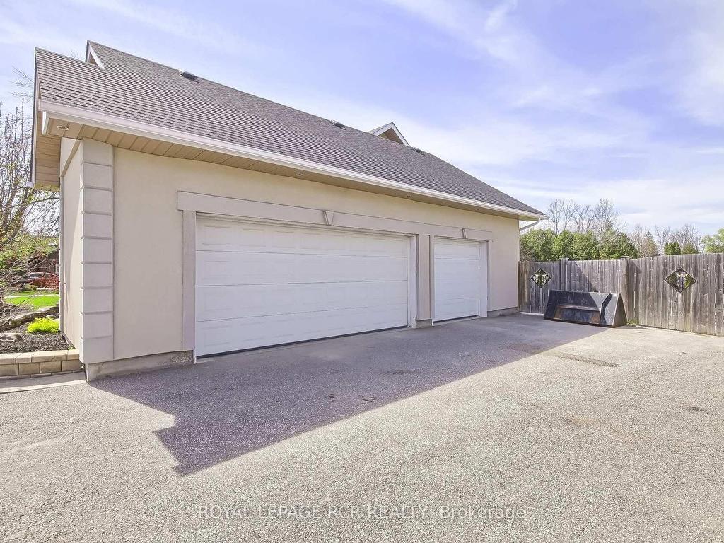 









1288


Shore Acres

Drive,
Innisfil,




ON
L0L 1R0

