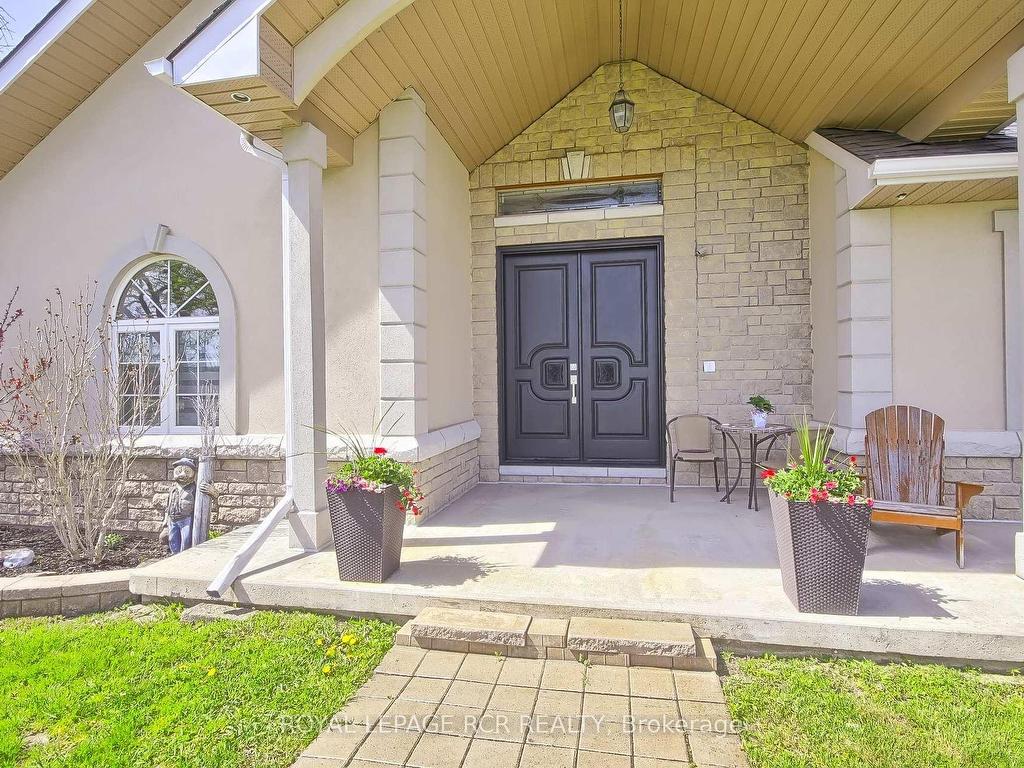 









1288


Shore Acres

Drive,
Innisfil,




ON
L0L 1R0

