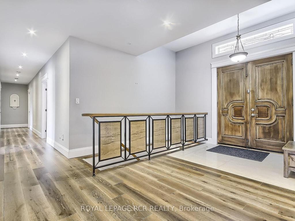









1288


Shore Acres

Drive,
Innisfil,




ON
L0L 1R0

